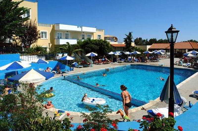 Alexander House Hotel Agia Pelagia  Exterior photo